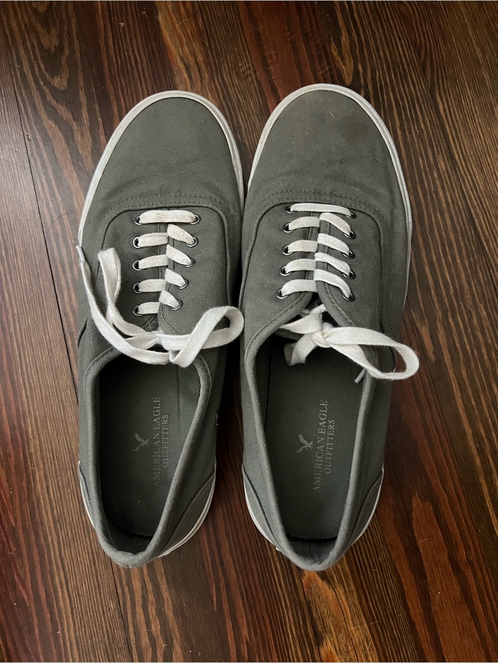 American Eagle Men's Casual Canvas Sneakers in Grey